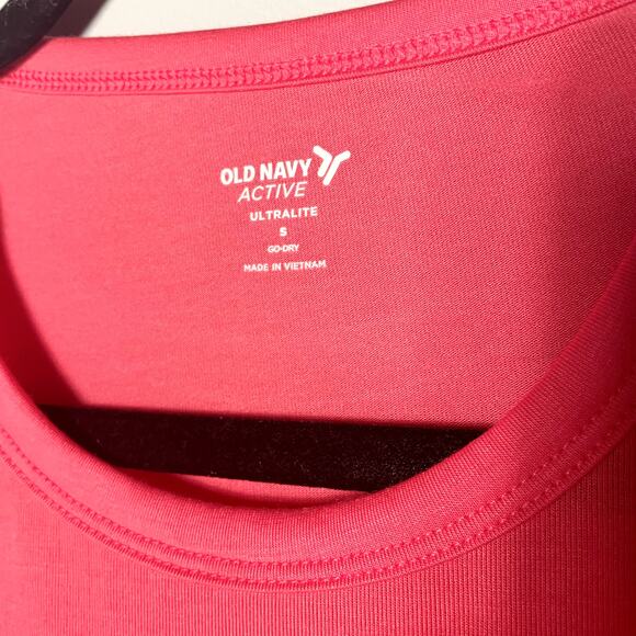 Old Navy Pink Active Tee - Picture 2 of 4
